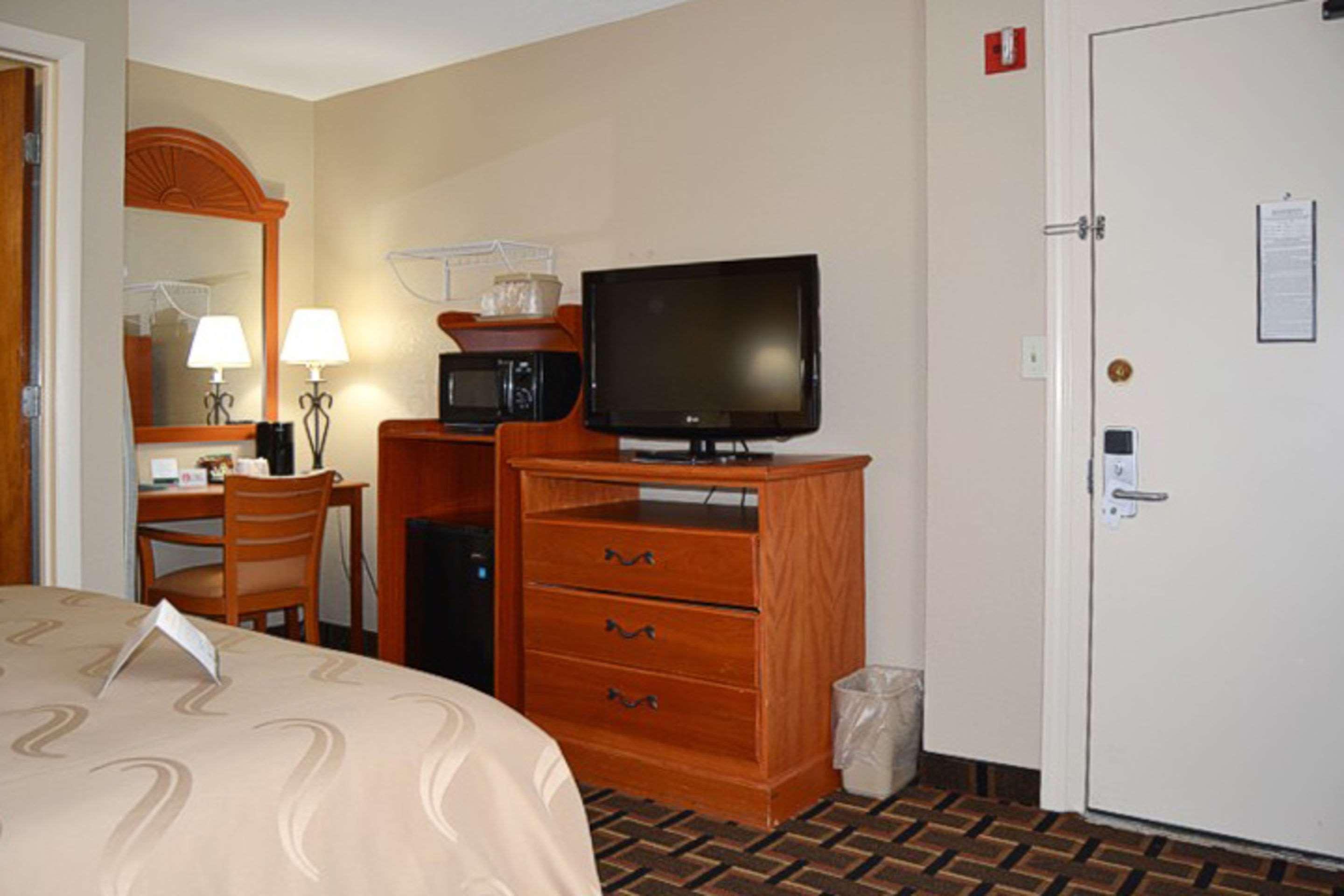 Quality Inn Raynham - Taunton מראה חיצוני תמונה