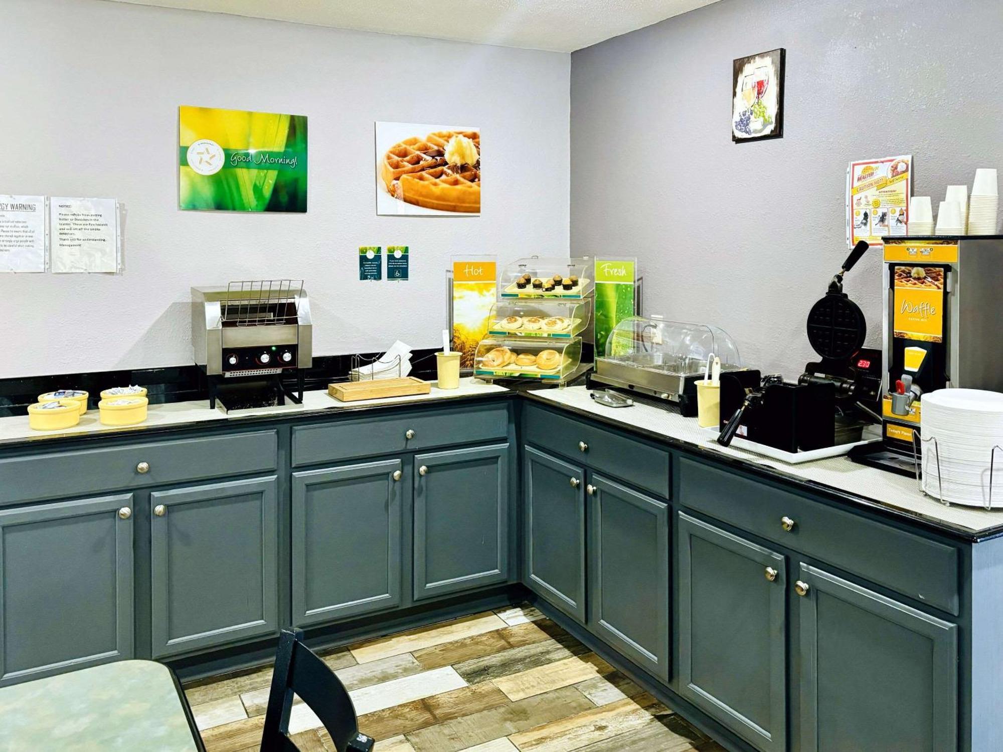 Quality Inn Raynham - Taunton מראה חיצוני תמונה