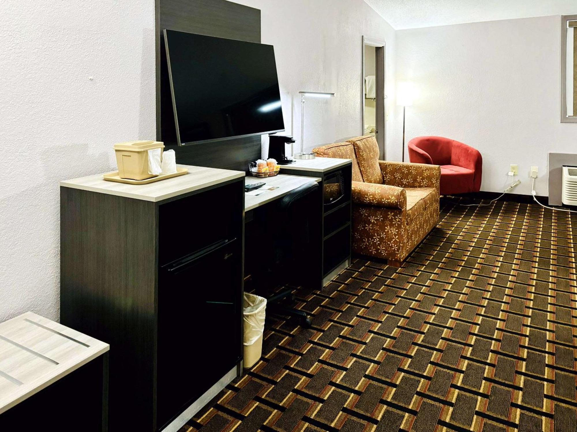 Quality Inn Raynham - Taunton מראה חיצוני תמונה