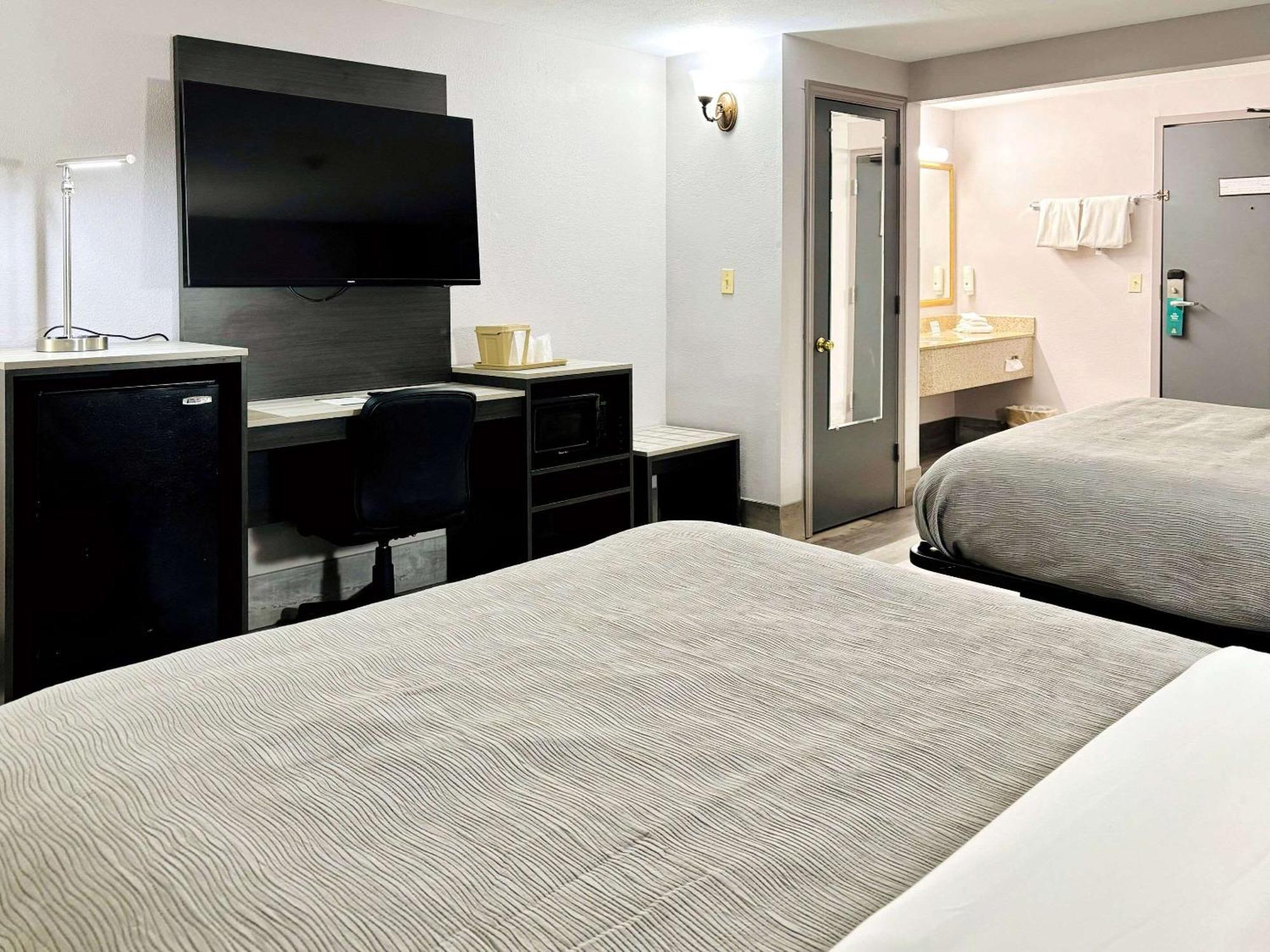 Quality Inn Raynham - Taunton מראה חיצוני תמונה